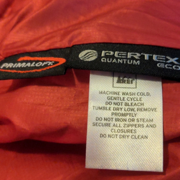 REI Men's XL Two Toned Red Hooded Primaloft Pertex Quantum GCO Jacket - Picture 9 of 10